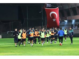 Ekol Göz Menemenspor'da hedef ikinciliği korumak