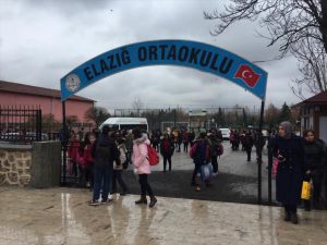 Elazığ'da deprem nedeniyle eğitime bugün ara verildi