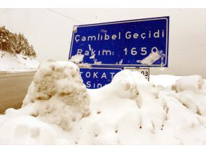 Tokat'ta kar yağışı yüksek kesimlerde etkili oldu