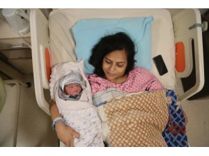 Kahramanmaraş'ta yeni yılın ilk bebeği doğdu