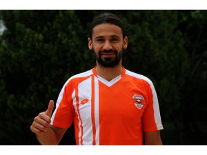 Adanaspor'un yeni transferi Savaş Polat: "Bu lige damga vurmak istiyorum"