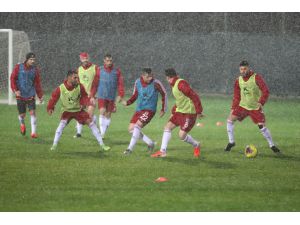 Lider Sivasspor, ikinci yarı hazırlıklarına devam etti