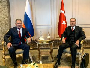 Milli Savunma Bakanı Akar, Rusya Savunma Bakanı Şoygu ile görüştü