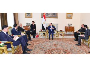 Sisi, Çin Dışişleri Bakanı ile görüştü