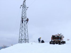 ÇEDAŞ'ın "enerji timleri" kesintisiz enerji için sahada