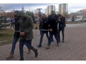 Sivas merkezli sahte içki operasyonunda 5 şüpheli gözaltına alındı