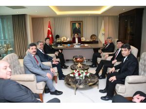 Akşener, 4 ilçe belediye başkanını kabul etti