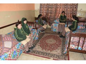 Türk Kızılay, Pakistan'daki kız yetimhanesinin yatakhanelerini yeniledi