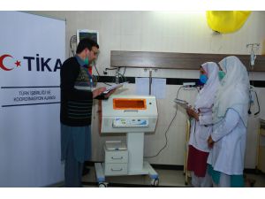 TİKA'dan Pakistan'daki hastanenin çocuk servisine modern tıbbi malzeme desteği