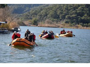 Rafting Milli Takımı, Muğla'da kampa girdi