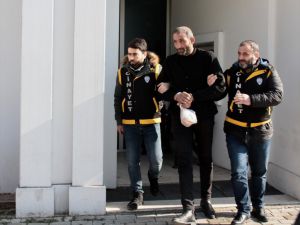 Bursa'da cinayet anı güvenlik kamerasına yansıdı