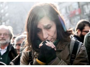 Hrant Dink, Agos gazetesi önünde anıldı
