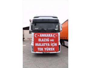 Başkentten Elazığ ve Malatya'ya yardım malzemesi taşıyan konvoy yola çıktı