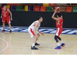 Basketbol: Uluslararası Yıldız Erkekler 16 Yaş Altı Turnuvası