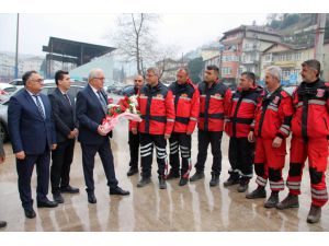 Deprem bölgesinde görev yapan arama kurtarma ekibi Zonguldak'a döndü