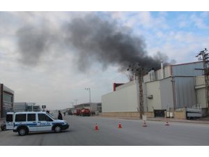 Konya'da yer altı tankı üretilen fabrikada yangın çıktı