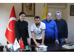 Ekol Göz Menemenspor, 4 oyuncuyu renklerine kattı