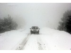 Beypazarı'nda sürücülere kar ve sis uyarısı