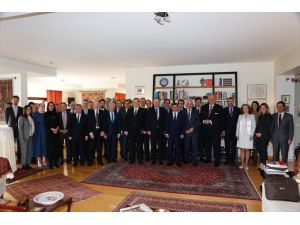 AB büyükelçileri Davutoğlu ile buluştu