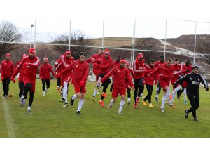 Lider Sivasspor kupa maçına hazırlanıyor