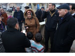 İçişleri Bakanı Soylu, Elazığ'da depremzedeleri ziyaret etti