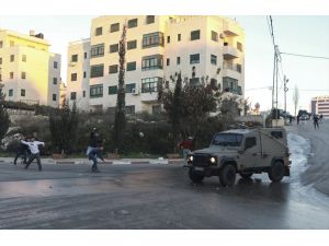 Batı Şeria'da İsrail askerleri ile Filistinliler arasında arbede