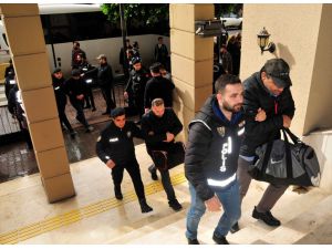 GÜNCELLEME - Adana merkezli ihaleye fesat karıştırma operasyonunda yakalanan şüphelilerden 49'u tutuklandı