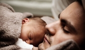 ABD'de Evde Çocuk Bakan Babalarda Artış