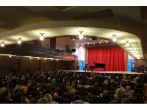 Türk Dünyası Opera Yıldızları Sırbistan'da konser verdi