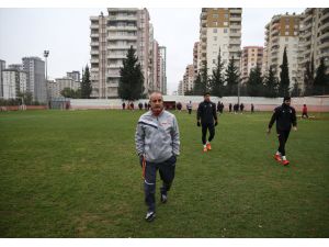 Adanaspor'da alt sıralardan kurtulma hesapları yapılıyor