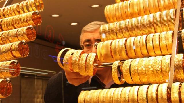 Altın Fiyatları 15 Ayın En Yüksek Seviyesine Çıktı