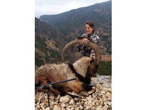 Adıyaman'da boynuz uzunluğu 130 santimetre olan dağ keçisi avlandı
