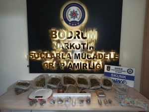 Muğla'da uyuşturucu operasyonunda yakalanan 4 zanlıdan biri tutuklandı