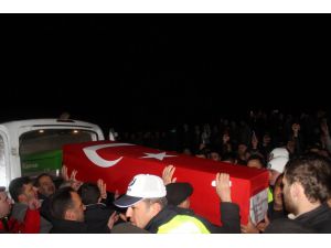 İdlib'de şehit olan Piyade Uzman Çavuş Özdemir'in naaşı Yozgat'a getirildi