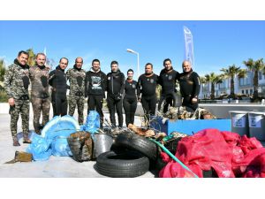 Gözde turizm merkezi Bodrum'un mavi suları gönüllü dalgıçlara emanet