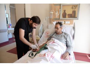 Mardin'de mesane kanseri hastaya yapay mesane yapıldı