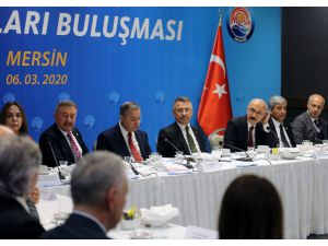 Cumhurbaşkanı Yardımcısı Fuat Oktay, STK temsilcileriyle buluştu