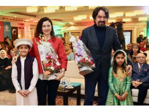 Pakistan'da Maarif Vakfının düzenlediği matematik olimpiyatında ödüller verildi