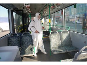 İstanbul'da toplu taşıma araçlarında dezenfeksiyon çalışmaları sürüyor