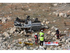 Malatya'da devrilen kamyonetin sürücüsü öldü