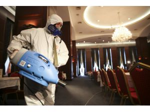 AK Parti Genel Merkezi koronavirüse karşı dezenfekte edildi