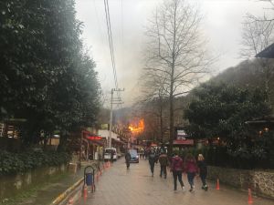 Kocaeli'de restoranda yangın