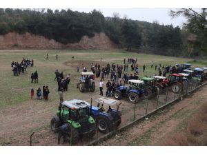 Osmaniye'de "traktör çekme" yarışmasında renkli görüntüler