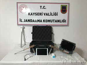 Kayseri'de kaçak kazı yapan 4 şüpheli yakalandı