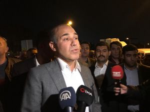 GÜNCELLEME 3 - AK Parti'nin belediye başkan adayına bıçaklı saldırı