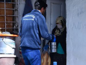 Kahramankazan'da evlerinden çıkamayan 65 yaş üstüne ücretsiz yemek