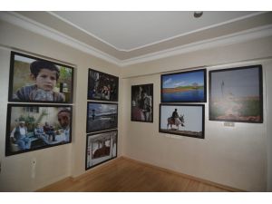 Ressam Fatih Çam'ın "Evde Kal" fotoğraf sergisi online olarak açıldı
