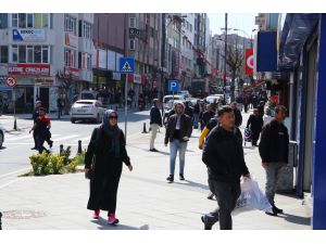 Trakya kent merkezlerinde "hafta başı hareketliliği" gözleniyor