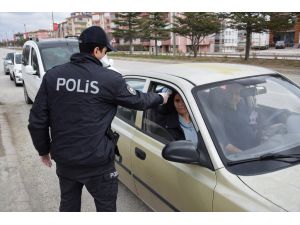 Ankara-Konya kara yolunda koronavirüs denetimi yapılıyor