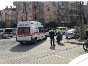 İzmir'de tartıştığı komşusunu öldüren, kendi annesini de bıçaklayan kişi intihar etti